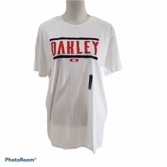 Oakley Other - Oakley Men's Sz L Fitted Tee  White w Oakley NWT